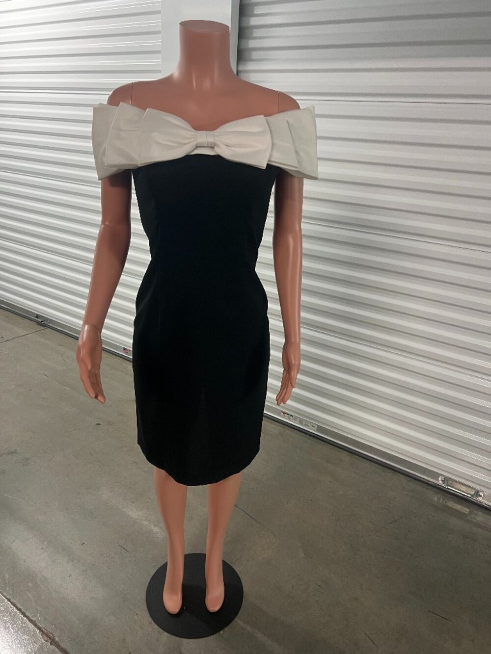 Triple Hepburn Bow Jessica Howard Dress